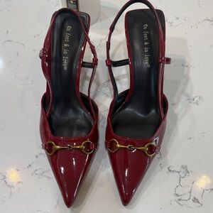 On Feet & In Love Women's Burgundy Patent Pointed-Toe Slingback Heels